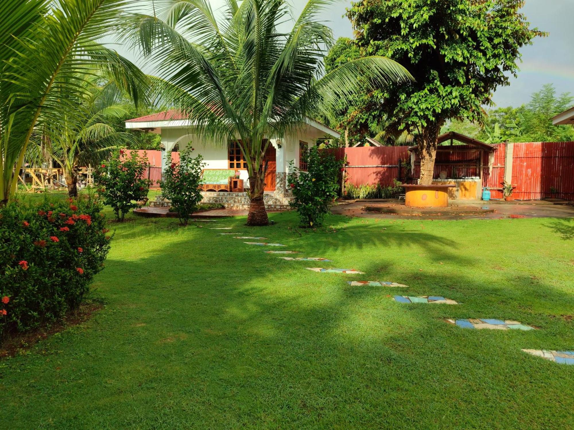 E&N Paradise Island Resort Siquijor Exterior foto